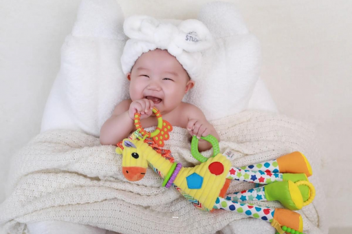 呼和浩特宝宝为什么会吐奶 呼和浩特宝宝为什么会吐奶